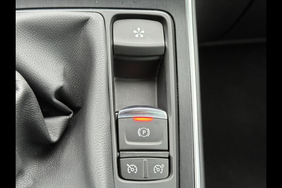 Renault Scénic 1.2 TCe Collection Navi,Clima,Cruise,Camera,PDC,Trekhaak,Dealer Onderhouden,6 Bak,131pk,N.A.P,APK tot 01-2026