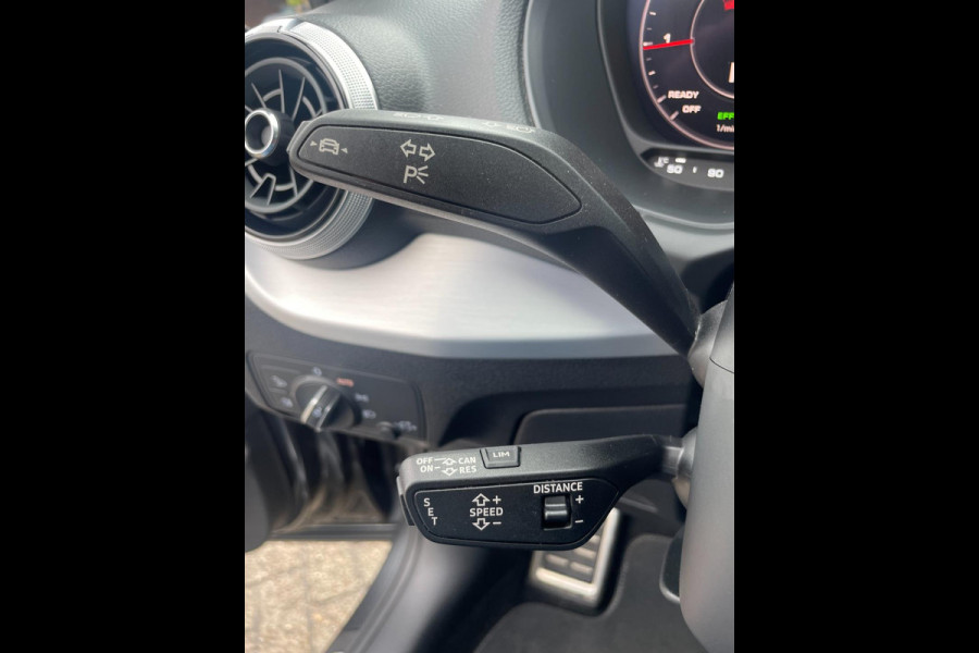 Audi Q2 35 TFSI S edition | full options