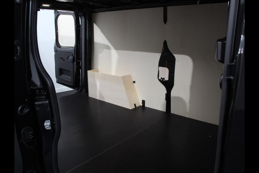 Renault Trafic 2.0 150PK Automaat L2H1 Advance Navigatie Airco Lichtmetalen velgen Trekhaak Camera Parkeer sensoren
