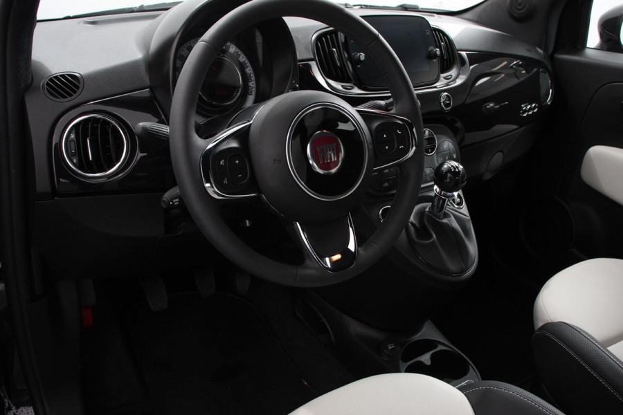 Fiat 500C 1.0 Hybrid 69pk Dolcevita Navigatie  Apple Carplay/Android Auto  Parkeersensor achter  Cruise Control  Climatronic