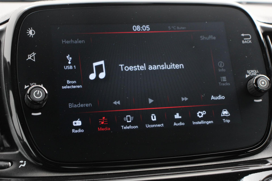 Fiat 500C 1.0 Hybrid 69pk Dolcevita Navigatie  Apple Carplay/Android Auto  Parkeersensor achter  Cruise Control  Climatronic