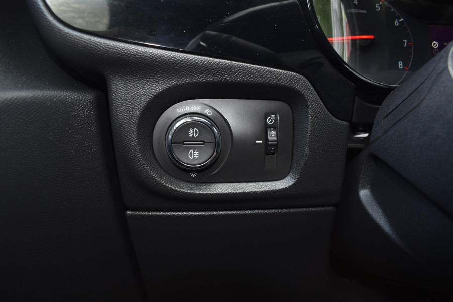 Opel Corsa 1.2 GS Line 5-drs / Airco / 17" LM / Camera / Carplay / Navigatie