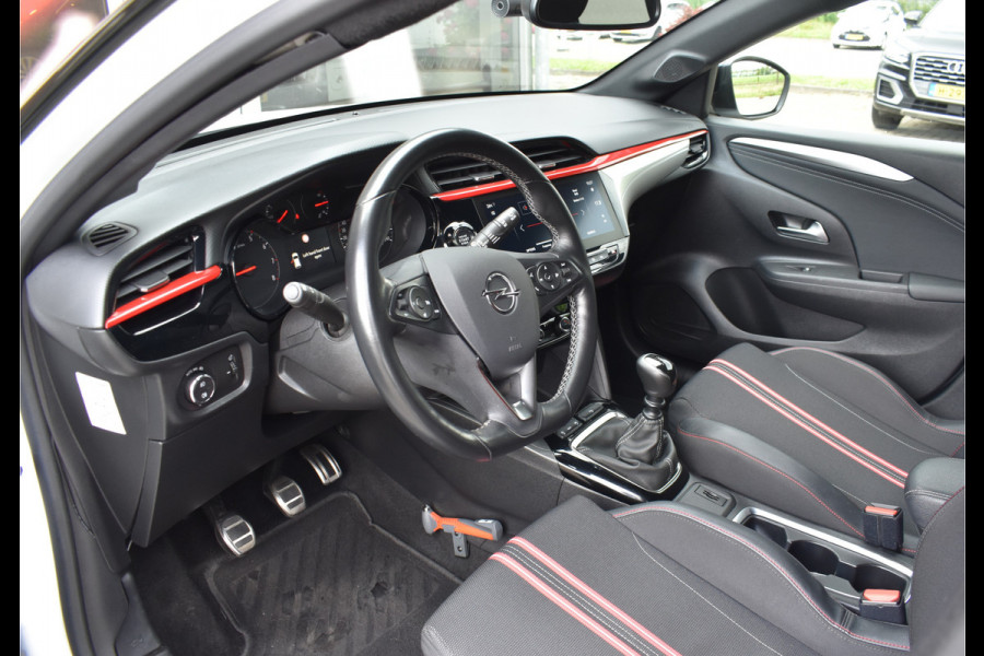 Opel Corsa 1.2 GS Line 5-drs / Airco / 17" LM / Camera / Carplay / Navigatie