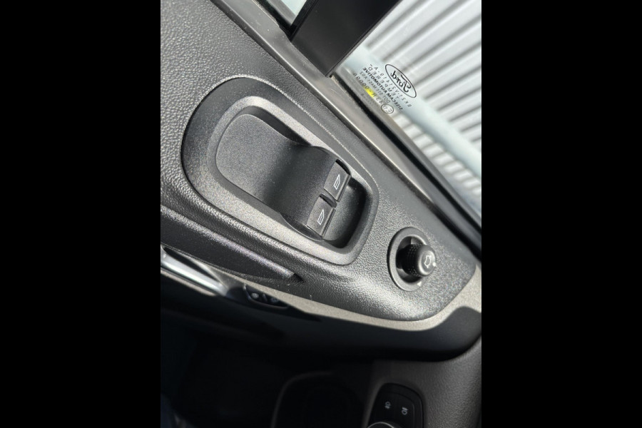 Ford Transit Custom 280 2.0 TDCI L1H1 Trend*D/C*6P*NAVI*HAAK*A/C*CRUIS