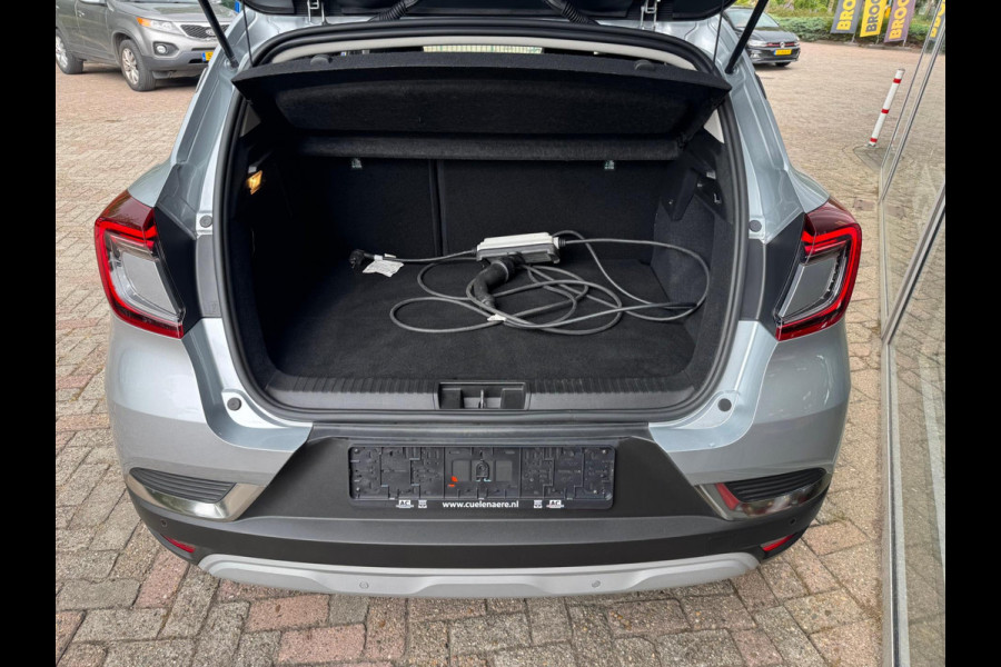 Renault Captur 1.6 E-Tech plug-in hybrid 160 techno Groot navi / Clima / Full Led / P-sensoren & camera