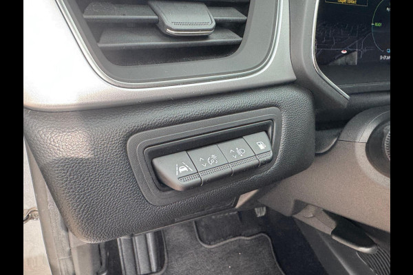 Renault Captur 1.6 E-Tech plug-in hybrid 160 techno Groot navi / Clima / Full Led / P-sensoren & camera