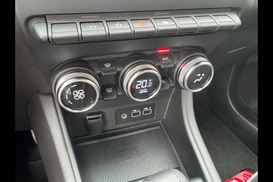 Renault Captur 1.6 E-Tech plug-in hybrid 160 techno Groot navi / Clima / Full Led / P-sensoren & camera