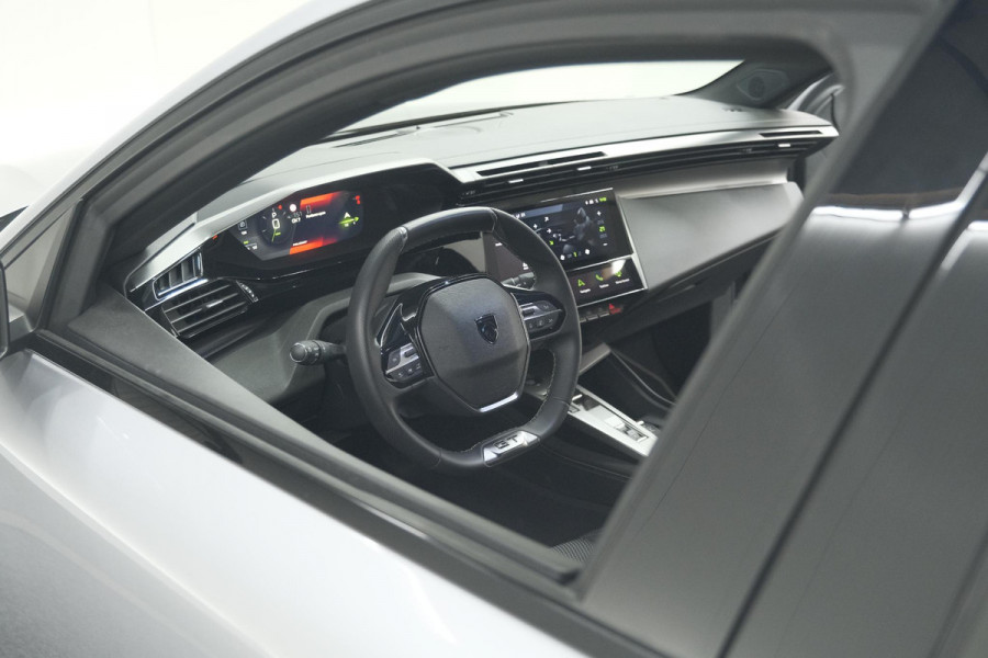 Peugeot 308 SW PureTech 130 EAT8 GT | Lage Kilometerstand | Camera | Navigatie | Parkeersensoren | Apple Carplay