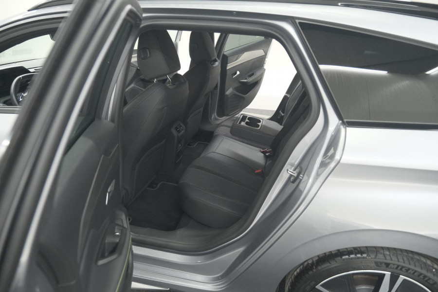 Peugeot 308 SW PureTech 130 EAT8 GT | Lage Kilometerstand | Camera | Navigatie | Parkeersensoren | Apple Carplay