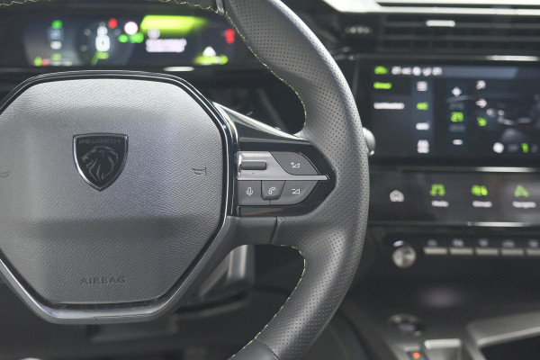 Peugeot 308 SW PureTech 130 EAT8 GT | Lage Kilometerstand | Camera | Navigatie | Parkeersensoren | Apple Carplay