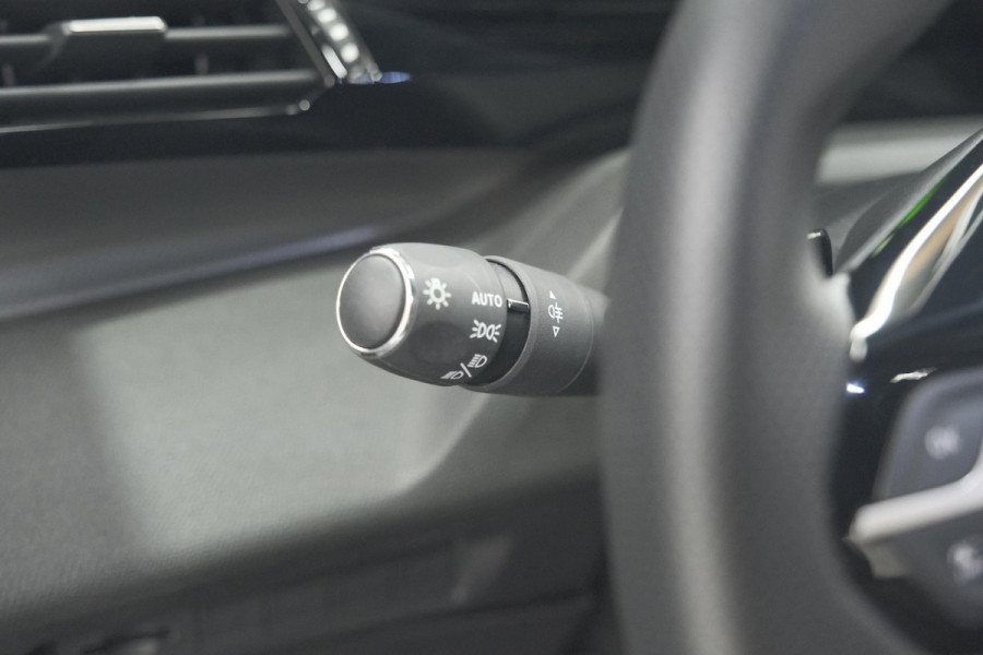 Peugeot 308 SW PureTech 130 EAT8 GT | Lage Kilometerstand | Camera | Navigatie | Parkeersensoren | Apple Carplay