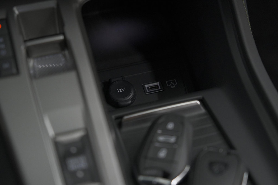 Peugeot 308 SW PureTech 130 EAT8 GT | Lage Kilometerstand | Camera | Navigatie | Parkeersensoren | Apple Carplay
