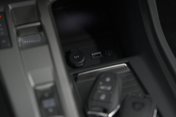 Peugeot 308 SW PureTech 130 EAT8 GT | Lage Kilometerstand | Camera | Navigatie | Parkeersensoren | Apple Carplay