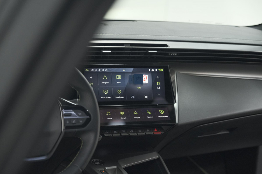 Peugeot 308 SW PureTech 130 EAT8 GT | Lage Kilometerstand | Camera | Navigatie | Parkeersensoren | Apple Carplay