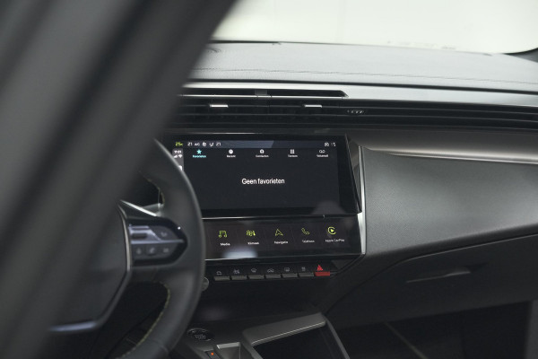 Peugeot 308 SW PureTech 130 EAT8 GT | Lage Kilometerstand | Camera | Navigatie | Parkeersensoren | Apple Carplay
