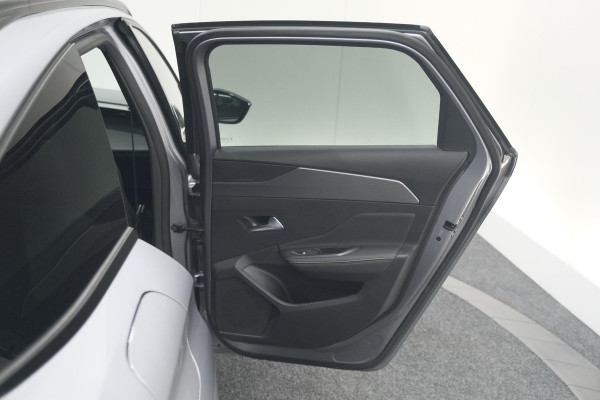 Peugeot 308 SW PureTech 130 EAT8 GT | Lage Kilometerstand | Camera | Navigatie | Parkeersensoren | Apple Carplay