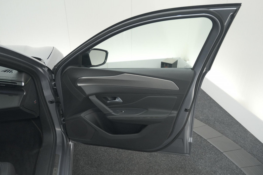 Peugeot 308 SW PureTech 130 EAT8 GT | Lage Kilometerstand | Camera | Navigatie | Parkeersensoren | Apple Carplay