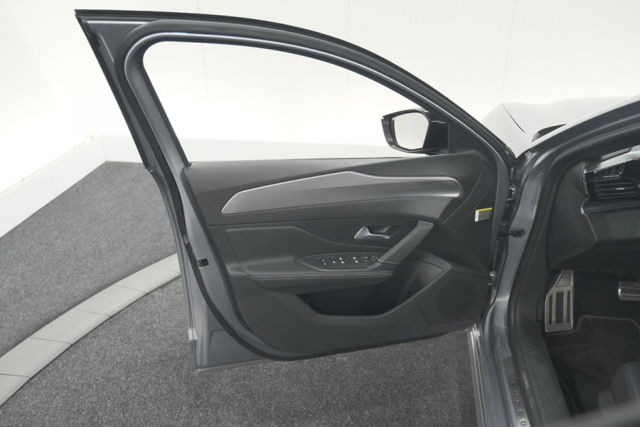 Peugeot 308 SW PureTech 130 EAT8 GT | Lage Kilometerstand | Camera | Navigatie | Parkeersensoren | Apple Carplay