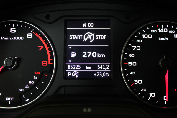 Audi A3 Limousine 1.5 TFSI CoD Sport S Line Edition |Navi|Stoelverwarming|