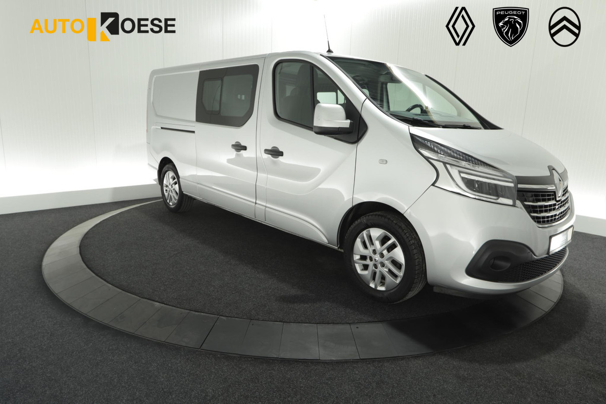 Renault Trafic 2.0 dCi 170 T29 L2H1 DC Comfort | Trekhaak | Camera | Apple Carplay | Betimmering Laadruimte Renault Trafic 2.0 dCi 170 T29 L2H1 DC Comfort | Trekhaak | Camera | Apple Carplay | Betimmering Laadruimte