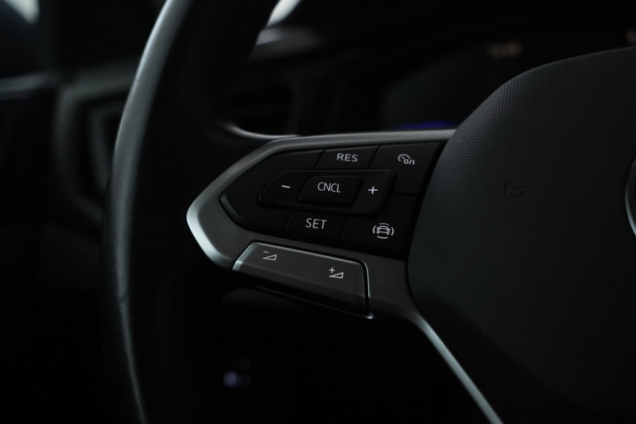 Volkswagen Polo 1.0 TSI Life Business Virtual cockpit, apple carplay, airco