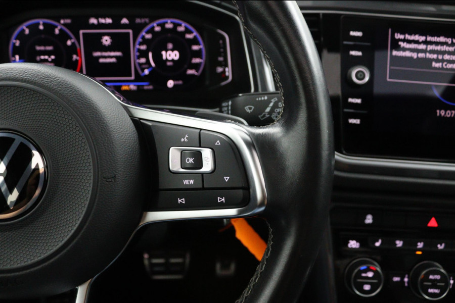 Volkswagen T-Roc 2.0 TSI 4Motion R-line*AUTOM.*PANODAK*ACC*LED*