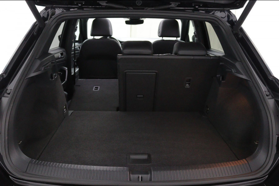 Volkswagen T-Roc 2.0 TSI 4Motion R-line*AUTOM.*PANODAK*ACC*LED*