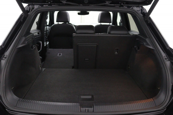 Volkswagen T-Roc 2.0 TSI 4Motion R-line*AUTOM.*PANODAK*ACC*LED*