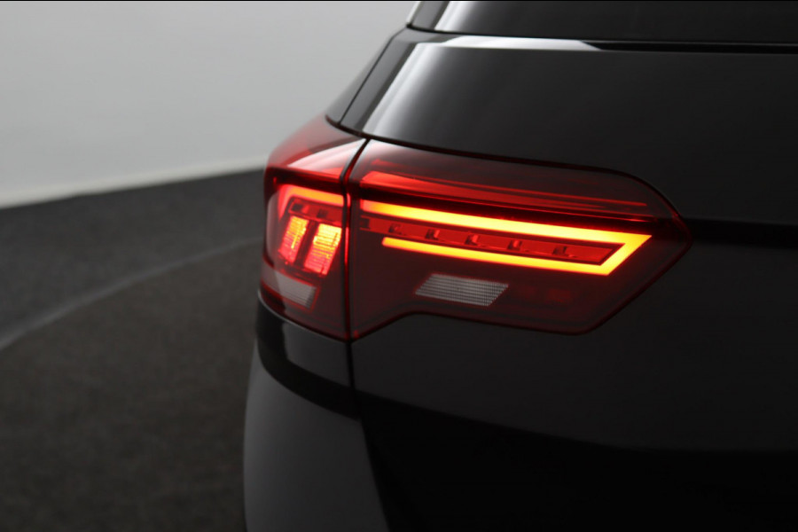 Volkswagen T-Roc 2.0 TSI 4Motion R-line*AUTOM.*PANODAK*ACC*LED*