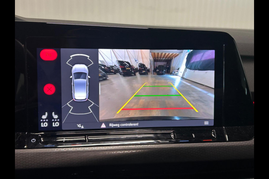 Volkswagen Golf 2.0 TSI GTI Clubsport | HUD | PANO | HARMAN KARDON | IQ LIGTHS