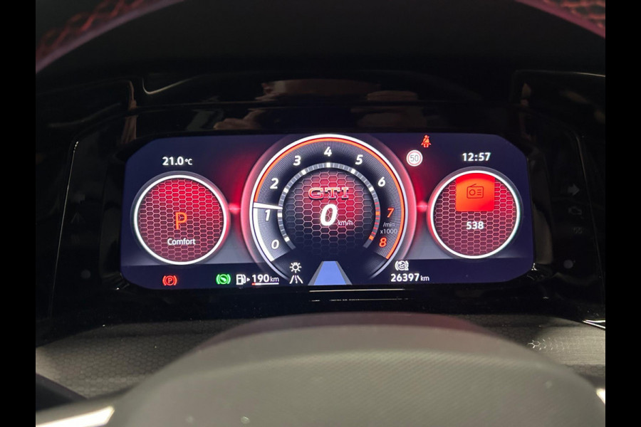 Volkswagen Golf 2.0 TSI GTI Clubsport | HUD | PANO | HARMAN KARDON | IQ LIGTHS