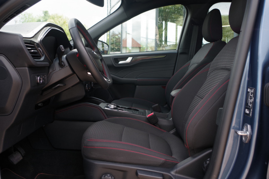 Ford Kuga 2.5 FHEV ST-Line 225 PK, Adap. Cruise Control, 360 Camera, Keyless