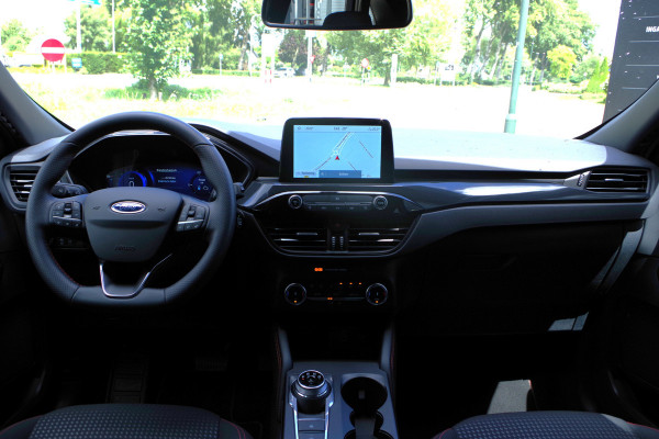 Ford Kuga 2.5 FHEV ST-Line 225 PK, Adap. Cruise Control, 360 Camera, Keyless
