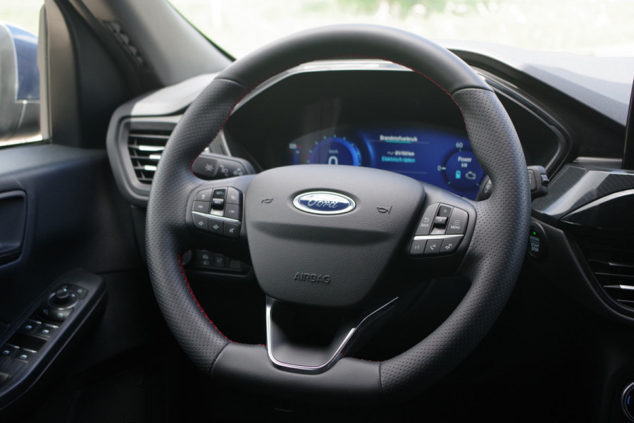 Ford Kuga 2.5 FHEV ST-Line 225 PK, Adap. Cruise Control, 360 Camera, Keyless