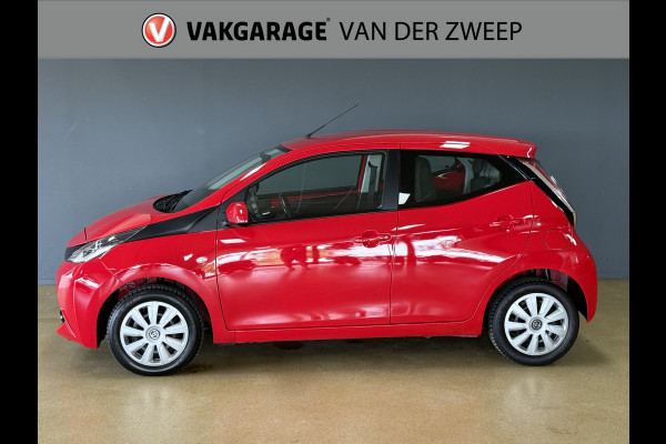 Toyota Aygo 1.0 VVT-i x-play | Airco