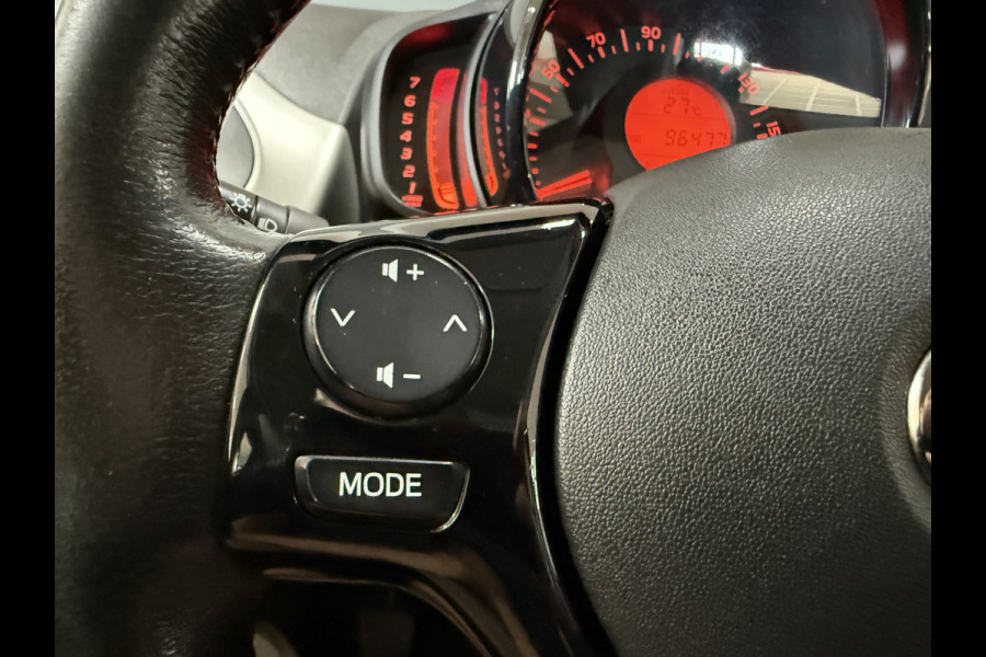 Toyota Aygo 1.0 VVT-i x-play | Airco