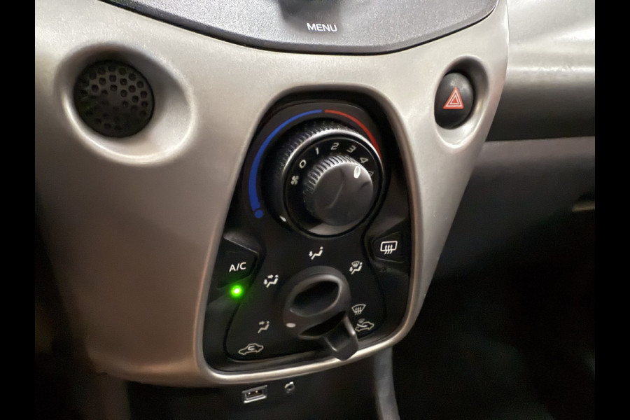 Toyota Aygo 1.0 VVT-i x-play | Airco
