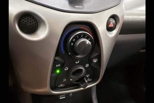 Toyota Aygo 1.0 VVT-i x-play | Airco