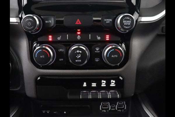 Dodge Ram 1500 5.7 V8 4x4 Crew Cab Big Horn | LPG | Panoramadak | Leder | Stoel & stuurverwarming | Trekhaak | Camera | Carplay | Navigatie | Full LED