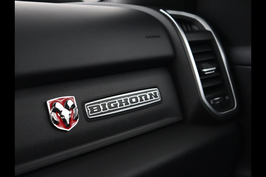 Dodge Ram 1500 5.7 V8 4x4 Crew Cab Big Horn | LPG | Panoramadak | Leder | Stoel & stuurverwarming | Trekhaak | Camera | Carplay | Navigatie | Full LED