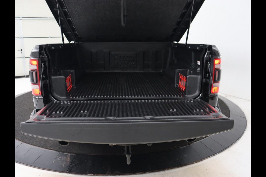 Dodge Ram 1500 5.7 V8 4x4 Crew Cab Big Horn | LPG | Panoramadak | Leder | Stoel & stuurverwarming | Trekhaak | Camera | Carplay | Navigatie | Full LED