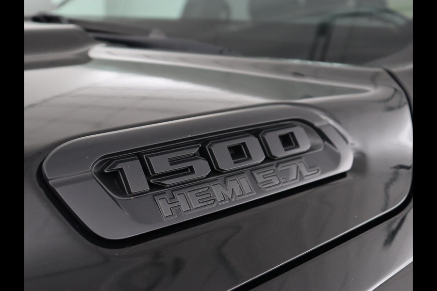 Dodge Ram 1500 5.7 V8 4x4 Crew Cab Big Horn | LPG | Panoramadak | Leder | Stoel & stuurverwarming | Trekhaak | Camera | Carplay | Navigatie | Full LED