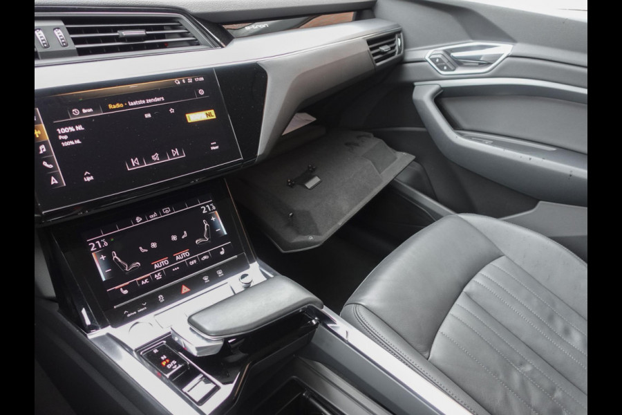 Audi e-tron 55 Advanced Quattro Navigatie Leder LED Matrix Tour Package Camera DAB+ Electrisch bedienbare achterklep
