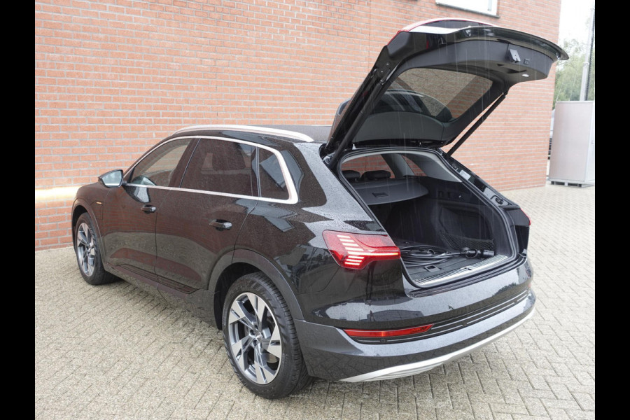 Audi e-tron 55 Advanced Quattro Navigatie Leder LED Matrix Tour Package Camera DAB+ Electrisch bedienbare achterklep