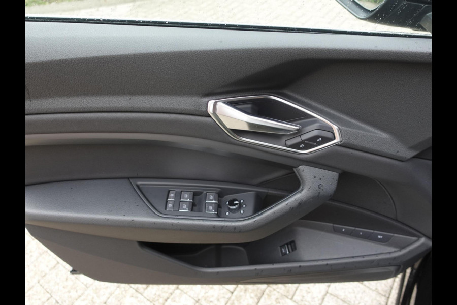 Audi e-tron 55 Advanced Quattro Navigatie Leder LED Matrix Tour Package Camera DAB+ Electrisch bedienbare achterklep