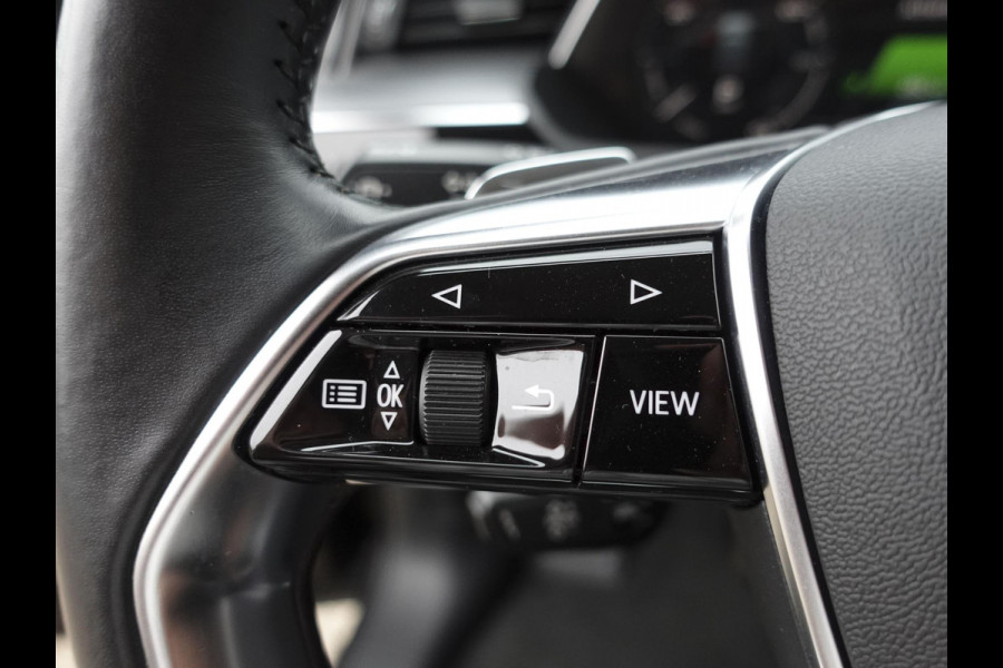 Audi e-tron 55 Advanced Quattro Navigatie Leder LED Matrix Tour Package Camera DAB+ Electrisch bedienbare achterklep