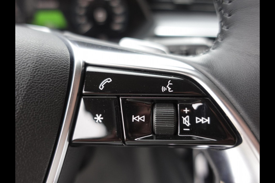 Audi e-tron 55 Advanced Quattro Navigatie Leder LED Matrix Tour Package Camera DAB+ Electrisch bedienbare achterklep