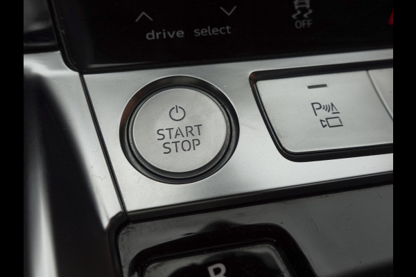 Audi e-tron 55 Advanced Quattro Navigatie Leder LED Matrix Tour Package Camera DAB+ Electrisch bedienbare achterklep