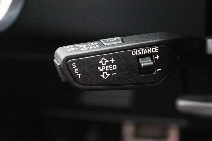 Audi A6 Avant 55 TFSI e quattro Competition Matrix-LED, Panoramadak, ACC, Camera, Virtual Cockpit, Trekhaak, 19''