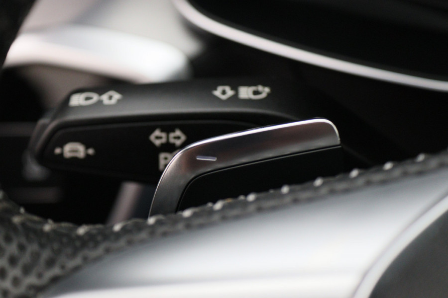 Audi A6 Avant 55 TFSI e quattro Competition Matrix-LED, Panoramadak, ACC, Camera, Virtual Cockpit, Trekhaak, 19''